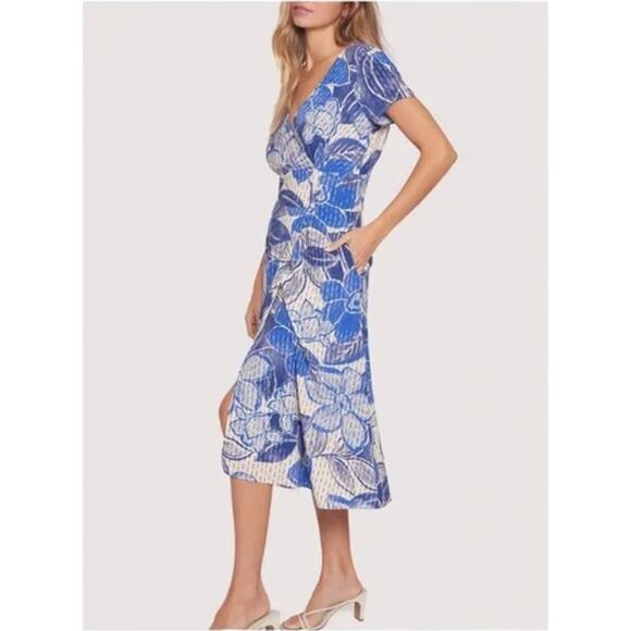 New! Lost + Wander Levka Floral Wrap Midi Dress blue, size‎ S - Picture 2 of 16